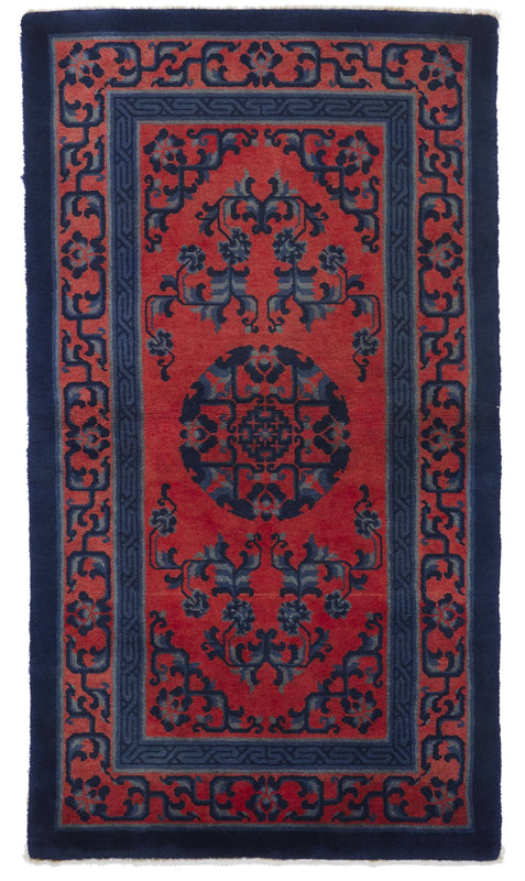 ANTIQUE CHINESE PAO TAO DO, BLUE/RED FLOWERS 2'11'' x 5'5''